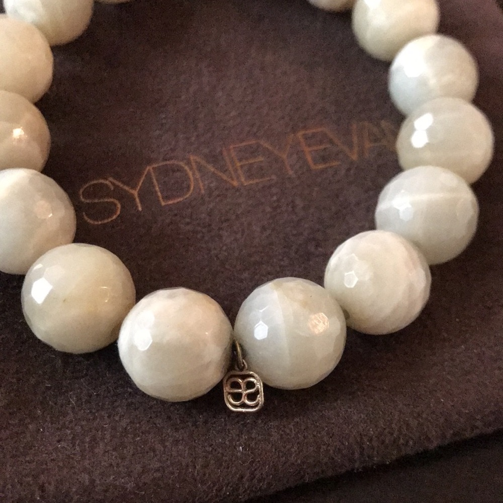 Sydney Evan beaded bracelet - Picture 2 of 6